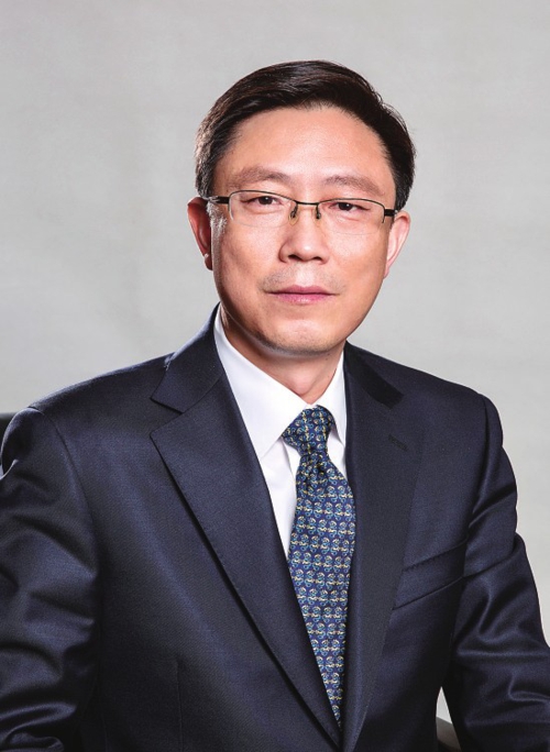 中诚信国际信用评级有限责任公司董事长兼总裁闫衍