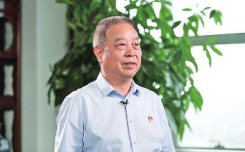 浙江省东阳市花园联合党委书记、花园村党委书记、花园集团董事长邵钦祥