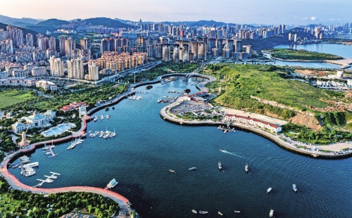 大连海洋经济独具特色,成果显著,对外贸易活跃,是东北对外开放的重要窗口。大连高新区管委会/供图